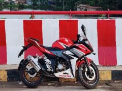 HONDA CBR 150R